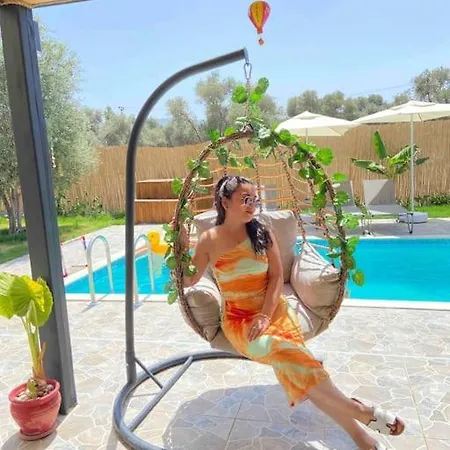 Aslan Denize Yakin Merkeze Yakin * Fethiye