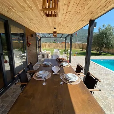 Aslan Denize Yakin Merkeze Yakin Villa Fethiye